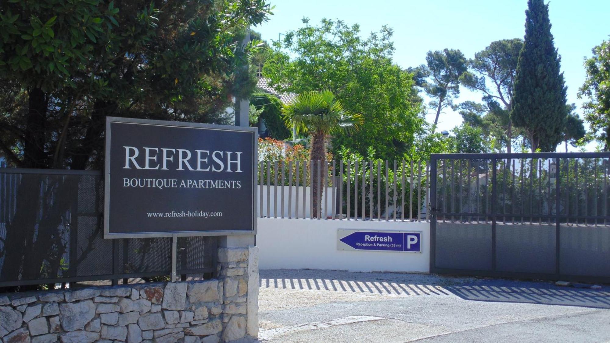 Refresh Boutique *