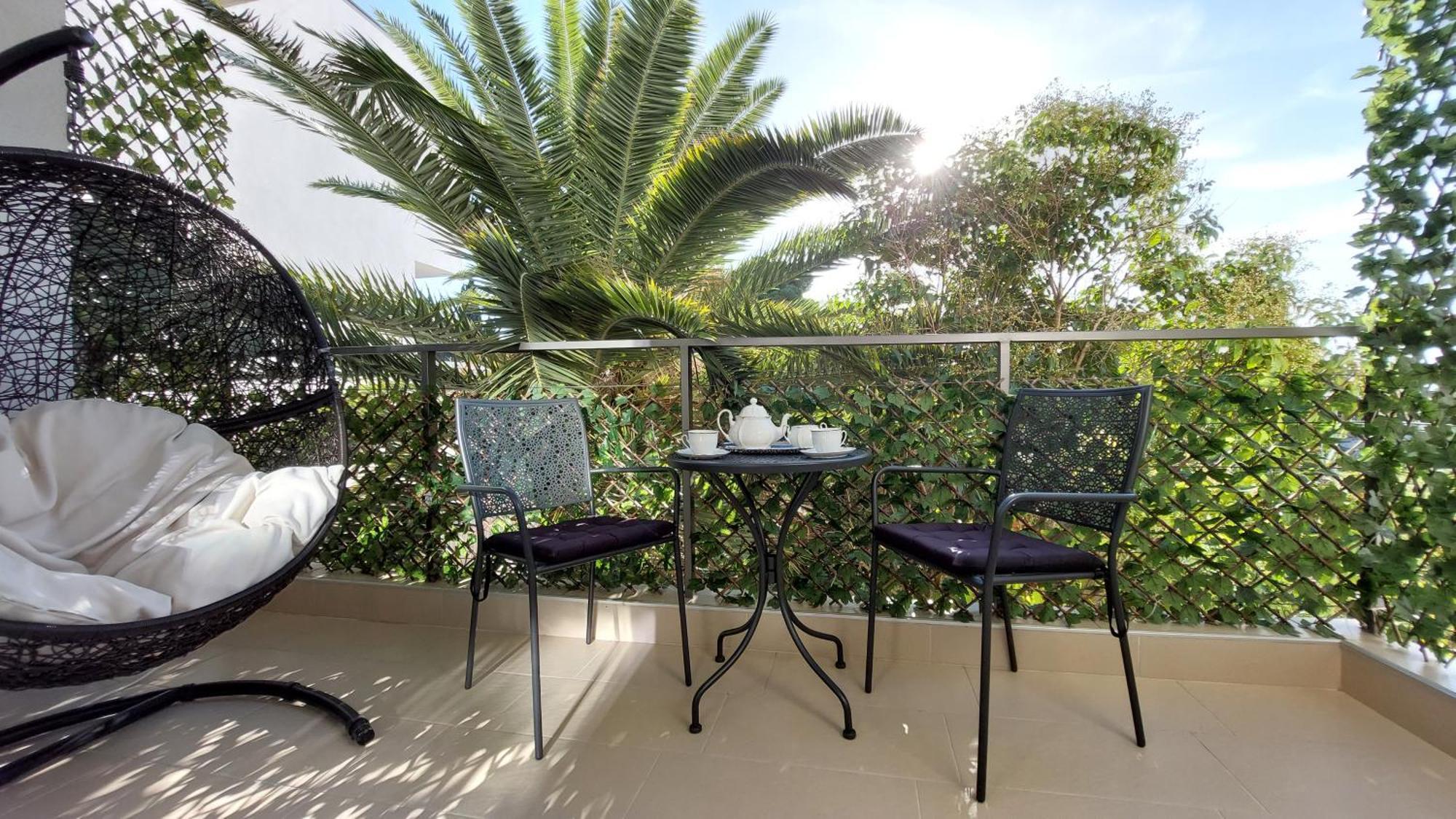 Apartment Refresh Boutique