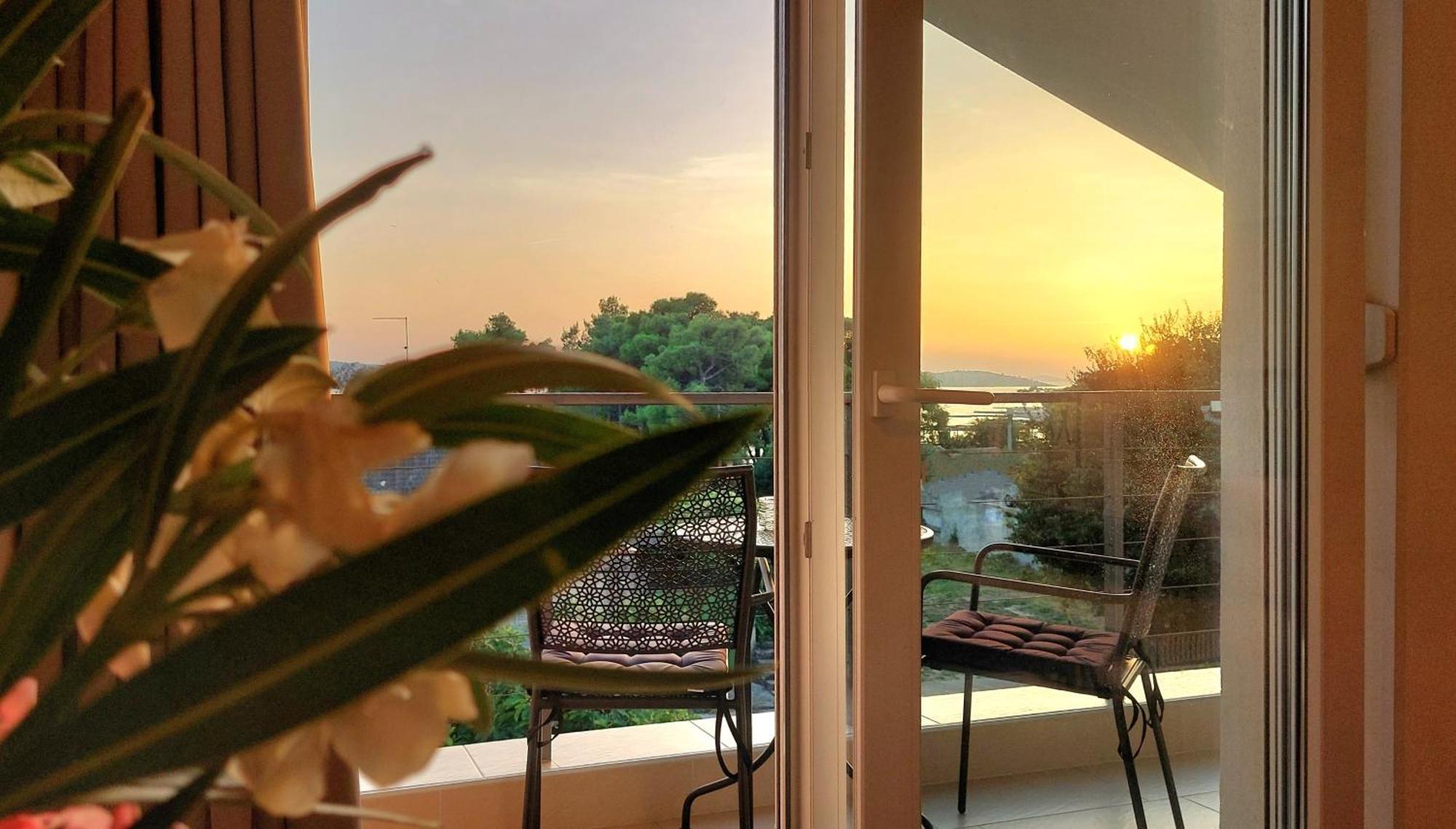 Refresh Boutique Apartment