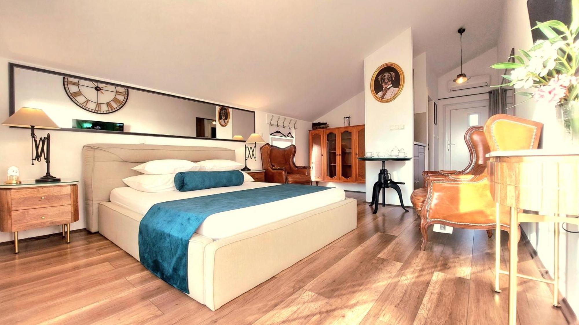 Apartment Refresh Boutique